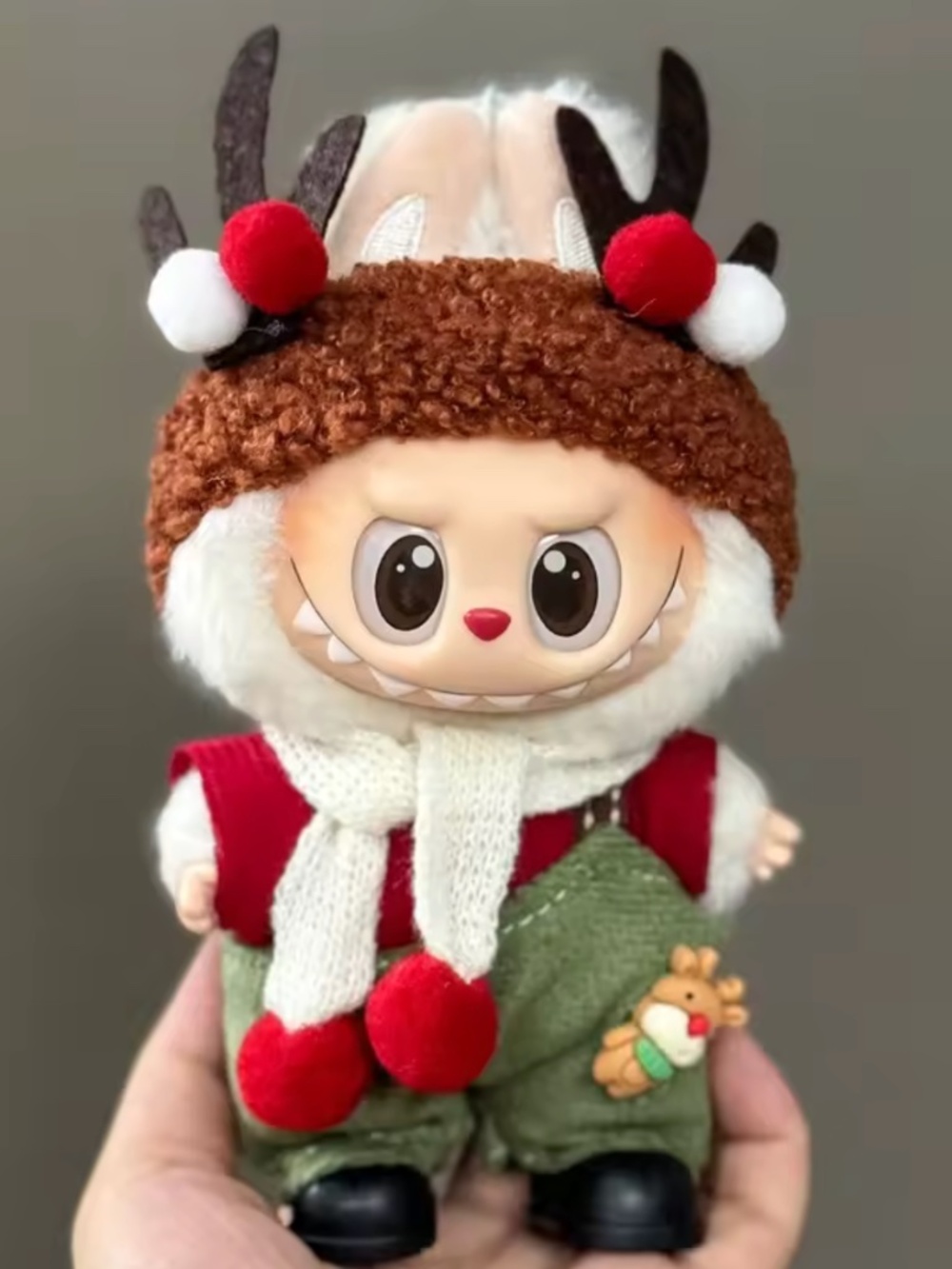 Labubu Christmas Clothes 4pc. Set - Reindeer Headband, Scarf, Overalls